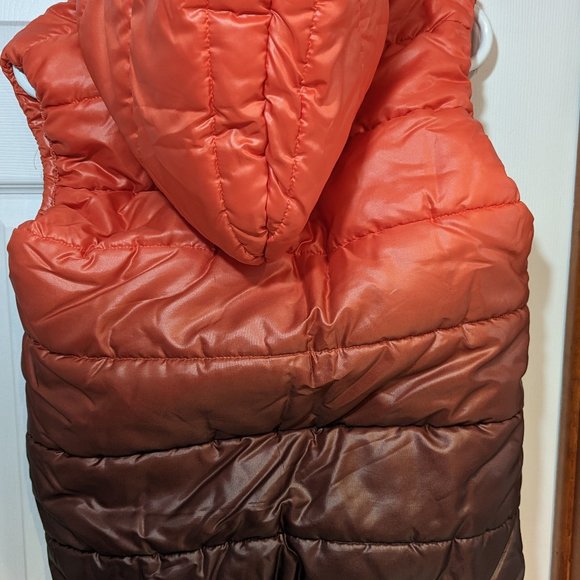 2 color tone Winter vest with hood - Picture 9 of 9